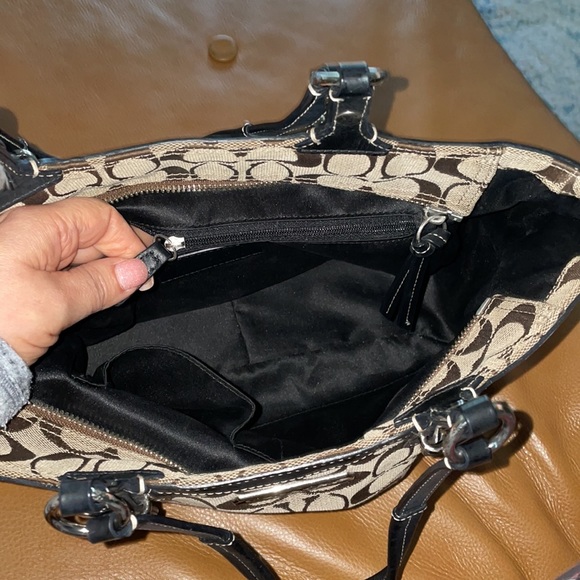 Coach Bag - Picture 5 of 10